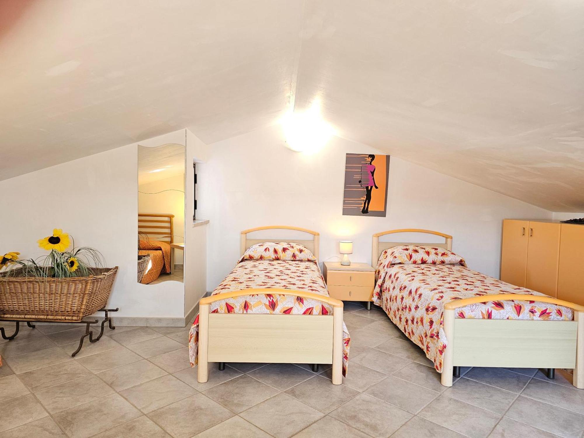 Costa Mediterranea Holiday Homes カンポフェリーチェ・ディ・ロッチェッラ 部屋 写真