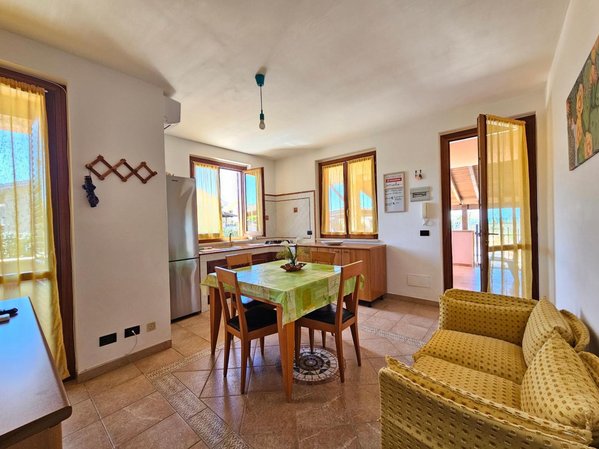 Costa Mediterranea Holiday Homes カンポフェリーチェ・ディ・ロッチェッラ エクステリア 写真