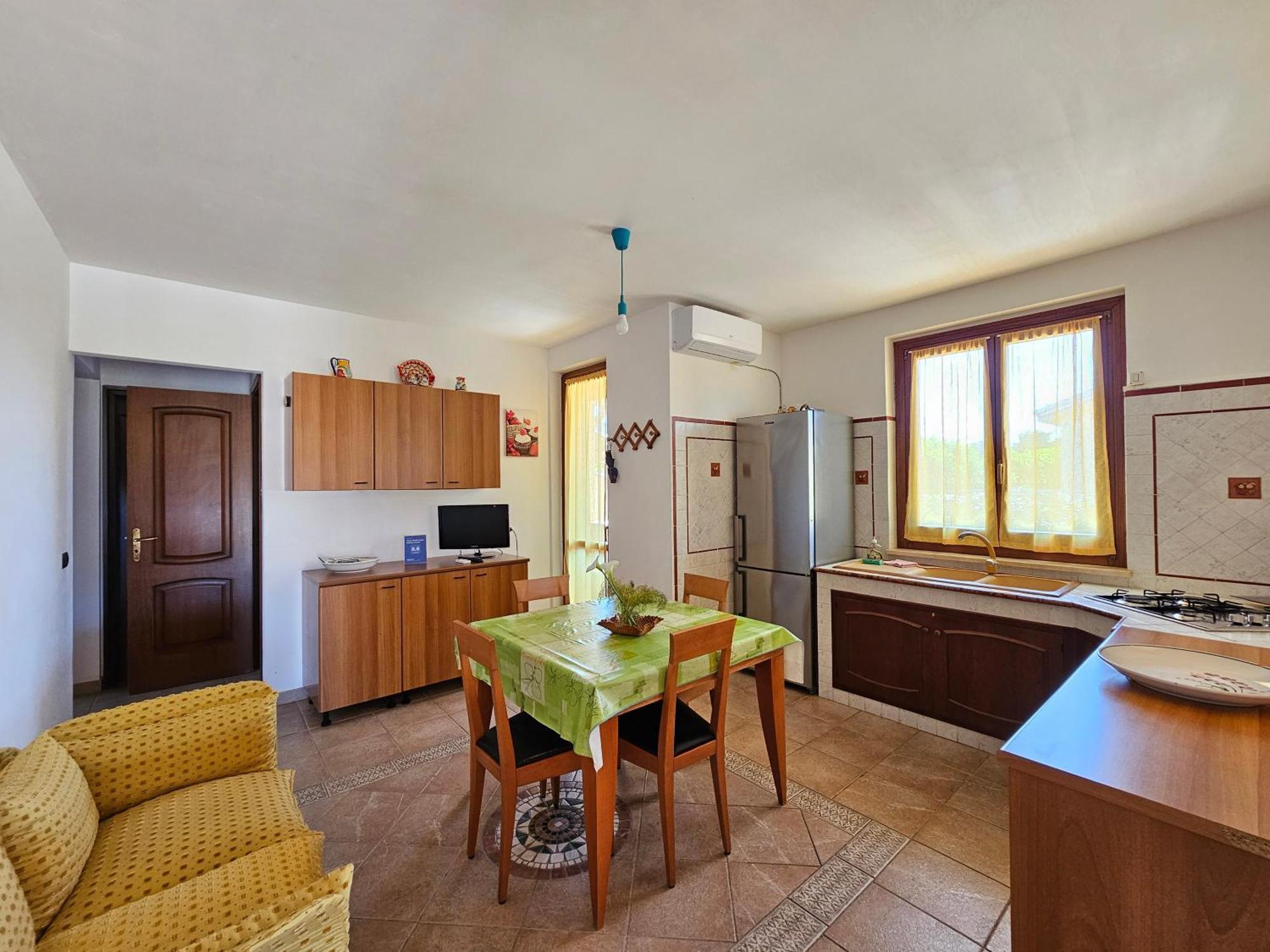 Costa Mediterranea Holiday Homes カンポフェリーチェ・ディ・ロッチェッラ 部屋 写真